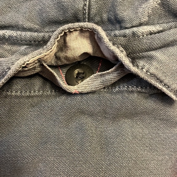 American Eagle shorts size 2 button fly - Picture 5 of 5